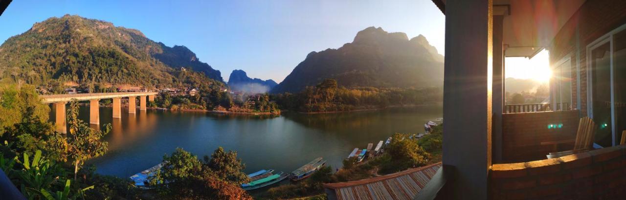 Arthith Guesthouse Nong Khiaw Ngoại thất bức ảnh