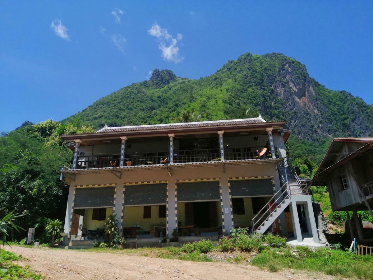 Arthith Guesthouse Nong Khiaw Ngoại thất bức ảnh